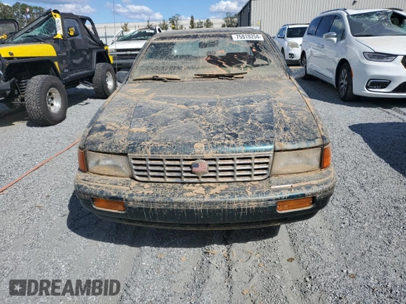 1993 Plymouth Acclaim z VIN 1P3XA4634PF673210, wystawiony jako Copart lot #75919254 z przebiegiem 186 440 mil mil oraz Szkoda całkowita • Salvage title. Historia ofert i sprzedaży dostępna na DreamBid. Obrazek 5.