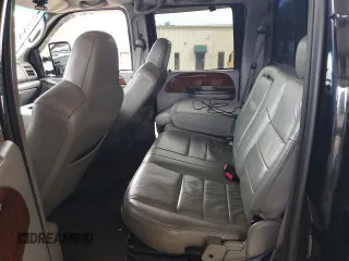 2004 Ford F-250 XL with VIN 1FTNW21P94EC60823, listed as a Copart auction lot 59985235 with 271,459 mi miles and Salvage title. Bid and sale history available at DreamBid. Image 10.