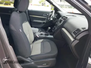 2018 Ford Explorer XLT z VIN 1FM5K7D82JGB56585, wystawiony jako IAAI lot #42129728 z przebiegiem 39 007 mil mil oraz . Historia ofert i sprzedaży dostępna na DreamBid. Obrazek 5.