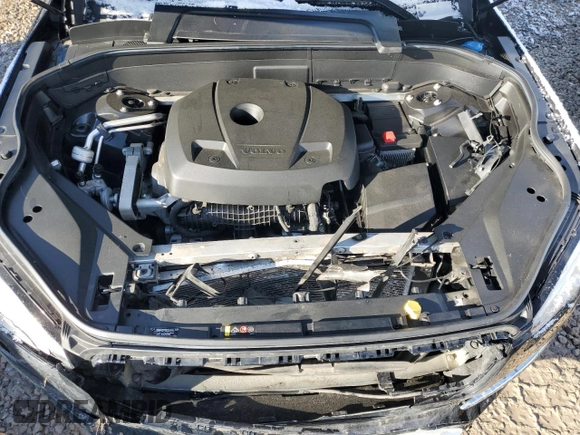 2016 Volvo XC90 T6 Momentum with VIN YV4A22PK2G1084096, listed as a Copart auction lot 70606302 with 132,238 mi miles. Bid and sale history available at carsss.com. Image 12.