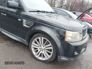 2011 Land Rover Range Rover Sport HSE LUX with VIN SALSK2D42BA294809, listed as a IAAI auction lot 41872656 with 220,795 mi miles. Bid and sale history available at carsss.com. Image 6.