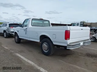 1997 Ford F-250 HD with VIN 3FTHF25H2VMA57753, listed as a IAAI auction lot 41988913 with 248,174 mi miles. Bid and sale history available at carsss.com. Image 3.