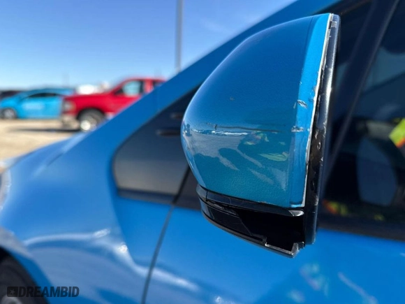 2019 Toyota Prius L Eco with VIN JTDKARFU2K3071285, listed as a IAAI auction lot 42040328 with 101,837 mi miles. Bid and sale history available at carsss.com. Image 1.