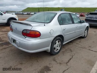 2002 Chevrolet Malibu LS with VIN 1G1NE52J02M596189, listed as a IAAI auction lot 41957545 with 111,772 mi miles. Bid and sale history available at carsss.com. Image 4.