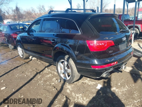 2015 Audi Q7 3.0T Premium with VIN WA1CGAFE8FD022759, listed as a IAAI auction lot 41396200 with 1 mi miles. Bid and sale history available at carsss.com. Image 3.