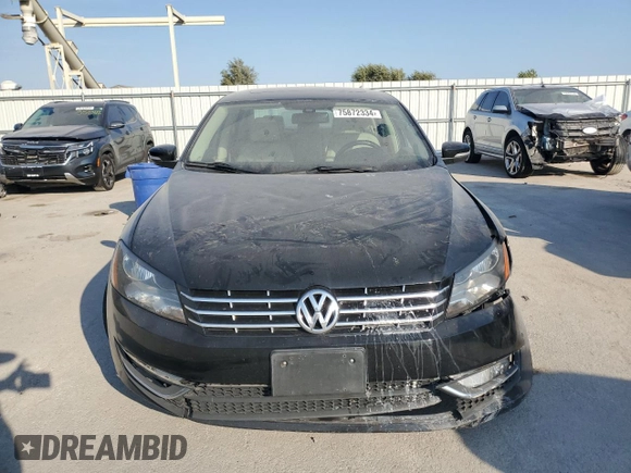 2013 Volkswagen Passat SEL Premium with VIN 1VWCH7A34DC075132, listed as a Copart auction lot 75872334 with 176,819 mi miles and Salvage Title. Bid and sale history available at carsss.com. Image 5.
