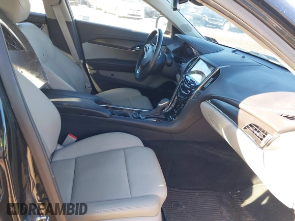 2016 Cadillac ATS Standard AWD z VIN 1G6AG5RX5G0103585, wystawiony jako IAAI lot #41439995 z przebiegiem 58 615 mil mil oraz . Historia ofert i sprzedaży dostępna na DreamBid. Obrazek 5.