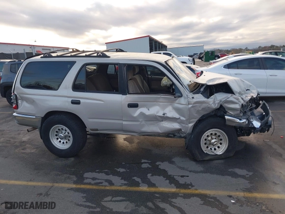 2000 Toyota 4Runner with VIN JT3GM84R4Y0053228, listed as a IAAI auction lot 41153788 with 276,024 mi miles. Bid and sale history available at carsss.com. Image 13.