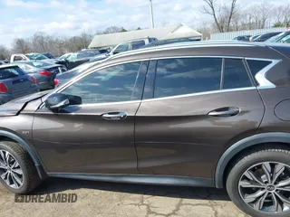 2017 Infiniti QX30 Luxury with VIN SJKCH5CR9HA019856, listed as a IAAI auction lot 41590907 with 45,555 mi miles. Bid and sale history available at carsss.com. Image 14.
