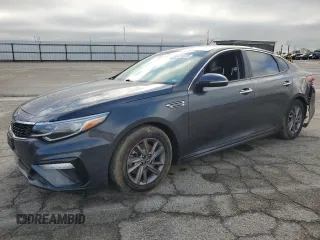 2020 Kia Optima LX z VIN 5XXGT4L33LG390761, wystawiony jako Copart lot #49711975 z przebiegiem 76 071 mil mil oraz Szkody całkowita. Historia ofert i sprzedaży dostępna na DreamBid. Obrazek 1.