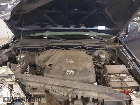 2006 Toyota Tacoma with VIN 5TEUU42N06Z265256, listed as a IAAI auction lot 41371660 with 153,557 mi miles. Bid and sale history available at carsss.com. Image 10.