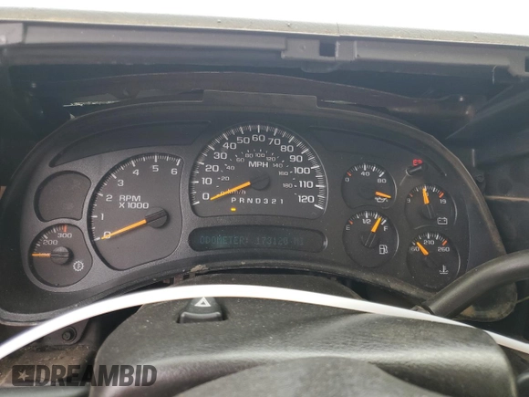 2006 GMC Sierra 2500HD SLE1 with VIN 1GTHK24UX6E131969, listed as a Copart auction lot 49069085 with 173,120 mi miles and Salvage title. Bid and sale history available at DreamBid. Image 9.