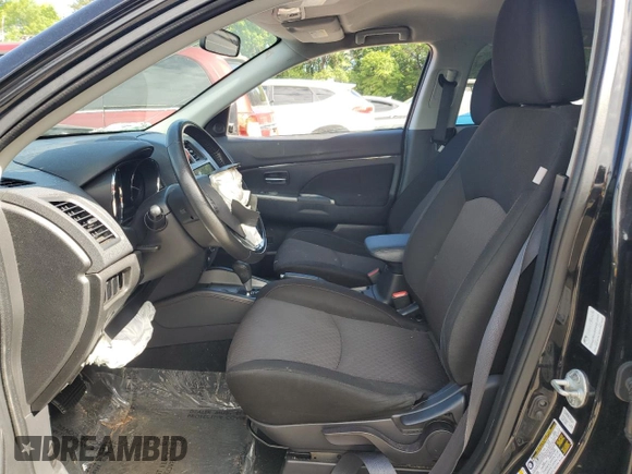 2019 Mitsubishi Outlander SE with VIN JA4AP4AU7KU017439, listed as a Copart auction lot 55813775 with Not provided miles and Clean title. Bid and sale history available at DreamBid. Image 7.