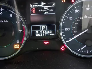 2015 Subaru Crosstrek Limited с VIN JF2GPAPC4F8327514, выставлен на аукционе IAAI как лот 42301095 с пробегом 93 171 миль миль и . История ставок и продаж доступна на DreamBid. Изображение 15.