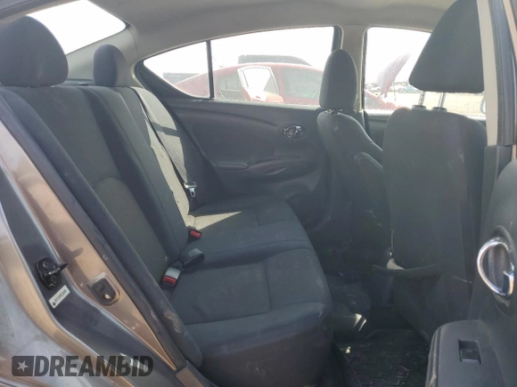 2013 Nissan Versa S Plus z VIN 3N1CN7AP5DL884595, wystawiony jako Copart lot #55261085 z przebiegiem 148 058 mil mil oraz Szkoda całkowita • Salvage title. Historia ofert i sprzedaży dostępna na DreamBid. Obrazek 10.
