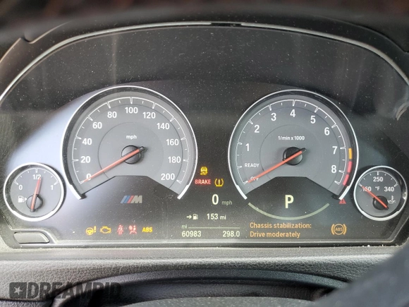 2015 BMW M4 with VIN WBS3R9C52FK330520, listed as a Copart auction lot 68379264 with 60,983 mi miles and Salvage Title. Bid and sale history available at carsss.com. Image 9.