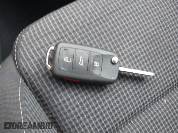 2013 Volkswagen Golf w/Conv & Sunroof с VIN WVWDB7AJ0DW128849, выставлен на аукционе IAAI как лот 42132601 с пробегом 143 182 миль миль и . История ставок и продаж доступна на DreamBid. Изображение 11.