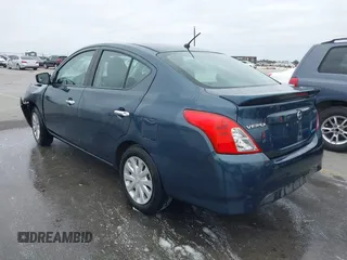 2016 Nissan Versa S with VIN 3N1CN7AP3GL812976, listed as a IAAI auction lot 41269955 with 178,968 mi miles. Bid and sale history available at carsss.com. Image 3.