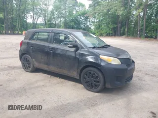 2008 Scion xD z VIN JTKKU104X8J008854, wystawiony jako IAAI lot #42490186 z przebiegiem 180 434 mil mil oraz . Historia ofert i sprzedaży dostępna na DreamBid. Obrazek 1.