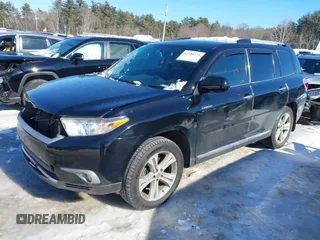 2012 Toyota Highlander Limited with VIN 5TDDK3EH7CS094665, listed as a IAAI auction lot 41580151 with 225,032 mi miles. Bid and sale history available at carsss.com. Image 2.