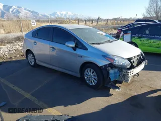 2013 Toyota Prius with VIN JTDKN3DP2D3036277, listed as a IAAI auction lot 41417329 with 135,679 mi miles and . Bid and sale history available at DreamBid. Image 1.