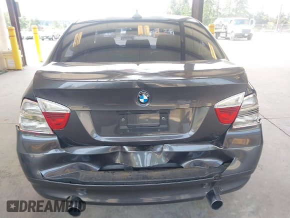 2007 BMW 3 Series 335i с VIN WBAVB73537VH20728, выставлен на аукционе IAAI как лот 42573878 с пробегом 89 984 миль миль и . История ставок и продаж доступна на DreamBid. Изображение 6.
