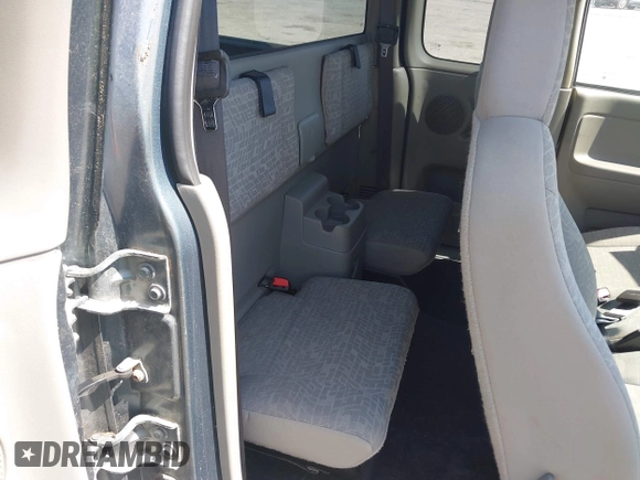 2007 Isuzu i-290 S with VIN 1GGCS199878701216, listed as a IAAI auction lot 42191506 with 41,251 mi miles. Bid and sale history available at carsss.com. Image 8.