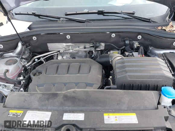 2024 Volkswagen Atlas SE with VIN 1V2WR2CA6RC566660, listed as a IAAI auction lot 41255378 with 12,814 mi miles and . Bid and sale history available at DreamBid. Image 10.