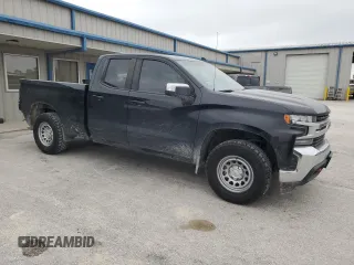 2020 Chevrolet Silverado 1500 LT with VIN 1GCRYDEDXLZ272512, listed as a Copart auction lot 51138285 with 100,051 mi miles and Salvage Title. Bid and sale history available at carsss.com. Image 4.