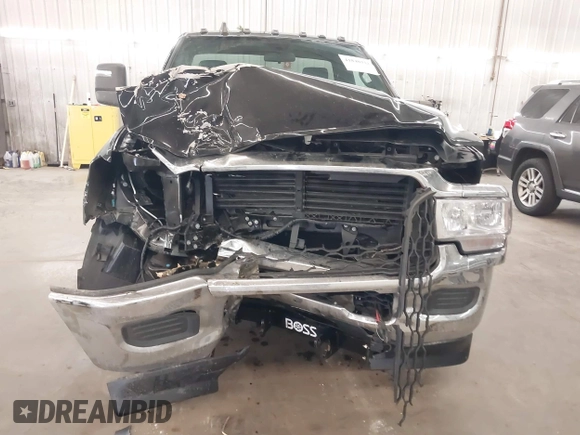 2024 Ram 2500 Tradesman with VIN 3C6MR5AJ8RG298602, listed as a IAAI auction lot 41840332 with 4,049 mi miles and . Bid and sale history available at DreamBid. Image 6.