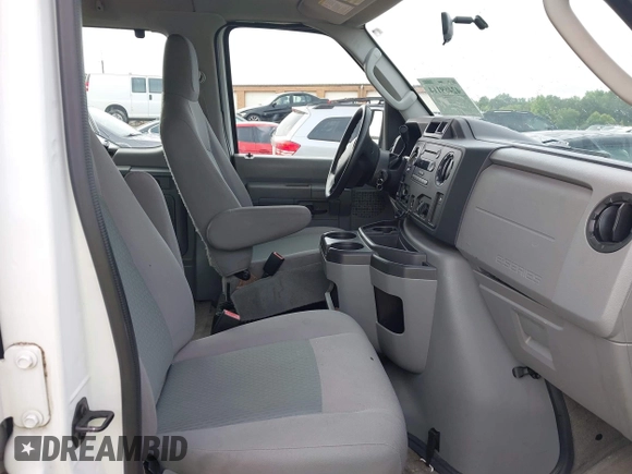 2014 Ford Econoline Passenger XL with VIN 1FBSS3BL1EDA64581, listed as a IAAI auction lot 42469114 with 123,833 mi miles and . Bid and sale history available at DreamBid. Image 5.
