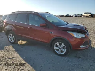 2014 Ford Escape SE z VIN 1FMCU0GX2EUB60901, wystawiony jako Copart lot #48258755 z przebiegiem 129 925 mil mil oraz Szkoda całkowita • Salvage title. Historia ofert i sprzedaży dostępna na DreamBid. Obrazek 4.