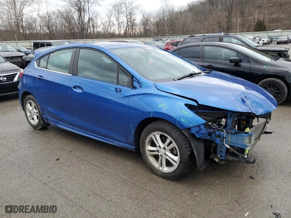 2017 Chevrolet Cruze LT with VIN 3G1BE6SM3HS512037, listed as a Copart auction lot 46114775 with 60,769 mi miles and Salvage Title. Bid and sale history available at carsss.com. Image 4.