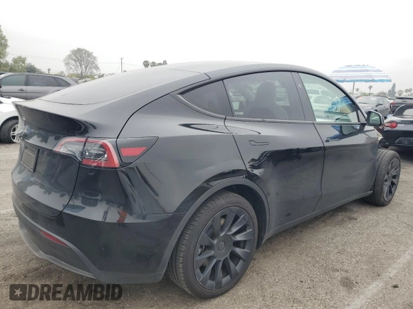 2024 Tesla Model Y с VIN 7SAYGDED4RF045915, выставлен на аукционе Copart как лот 55170415 с пробегом 13 234 миль миль и Списание • Salvage title. История ставок и продаж доступна на DreamBid. Изображение 3.