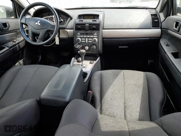 2012 Mitsubishi Galant FE z VIN 4A32B2FF1CE019686, wystawiony jako Copart lot #55268385 z przebiegiem 194 351 mil mil oraz Szkoda całkowita • Salvage title. Historia ofert i sprzedaży dostępna na DreamBid. Obrazek 8.