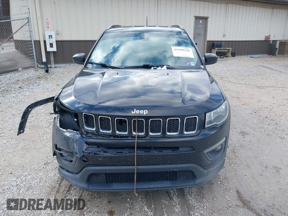 2017 Jeep Compass Latitude with VIN 3C4NJDBB6HT666092, listed as a IAAI auction lot 41199349 with 101,190 mi miles. Bid and sale history available at carsss.com. Image 12.