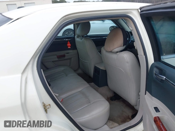 2006 Chrysler 300 C with VIN 2C3LK63H26H140295, listed as a IAAI auction lot 41474372 with 150,070 mi miles. Bid and sale history available at carsss.com. Image 8.