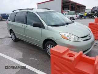 2007 Toyota Sienna CE with VIN 5TDZK23C27S063188, listed as a IAAI auction lot 41947069 with 186,542 mi miles. Bid and sale history available at carsss.com. Image 1.
