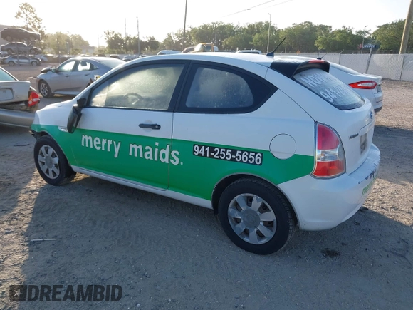 2007 Hyundai Accent GS with VIN KMHCM36C17U001726, listed as a IAAI auction lot 41962105 with 138,952 mi miles. Bid and sale history available at carsss.com. Image 3.