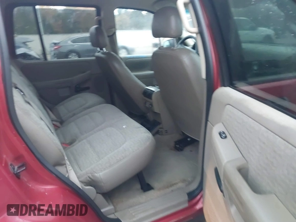 2002 Ford Explorer XLS z VIN 1FMZU62E32ZC29113, wystawiony jako IAAI lot #40971661 z przebiegiem 296 565 mil mil oraz . Historia ofert i sprzedaży dostępna na DreamBid. Obrazek 8.