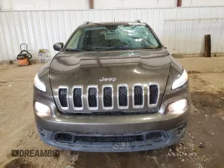 2015 Jeep Cherokee Latitude with VIN 1C4PJMCS4FW675341, listed as a Copart auction lot 51131425 with 123,302 mi miles and Clean Title. Bid and sale history available at DreamBid. Image 5.