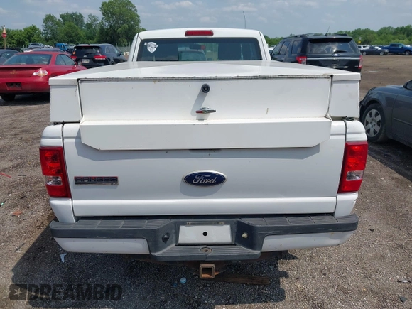 2011 Ford Ranger XLT z VIN 1FTLR4FE8BPA33013, wystawiony jako IAAI lot #42467554 z przebiegiem 325 616 mil mil oraz . Historia ofert i sprzedaży dostępna na DreamBid. Obrazek 16.