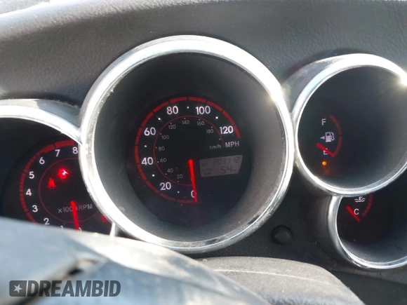 2007 Pontiac Vibe with VIN 5Y2SL65807Z410689, listed as a IAAI auction lot 42036169 with 203,112 mi miles. Bid and sale history available at carsss.com. Image 7.