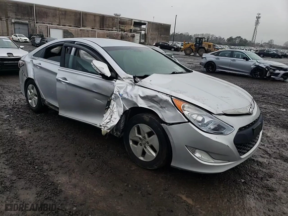 2012 Hyundai Sonata Hybrid with VIN KMHEC4A47CA039099, listed as a Copart auction lot 84867944 with 190,253 mi miles and Salvage Title. Bid and sale history available at carsss.com. Image 11.