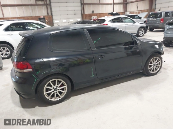 2012 Volkswagen GTI w/Conv & Sunroof z VIN WVWEV7AJ0CW234101, wystawiony jako IAAI lot #41815553 z przebiegiem 137 792 mil mil oraz . Historia ofert i sprzedaży dostępna na DreamBid. Obrazek 4.