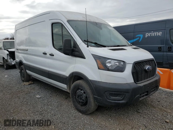 2022 Ford Transit Cargo with VIN 1FTBR1C87NKA66546, listed as a Copart auction lot 81451244 with 31,261 mi miles and Salvage Title. Bid and sale history available at DreamBid. Image 4.