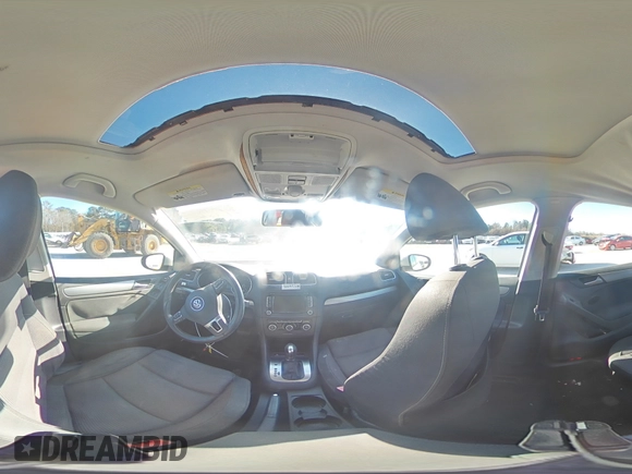 2014 Volkswagen Golf with VIN WVWDB7AJ9EW002927, listed as a Copart auction lot 85236304 with 133,592 mi miles and Salvage title. Bid and sale history available at DreamBid. Image 13.