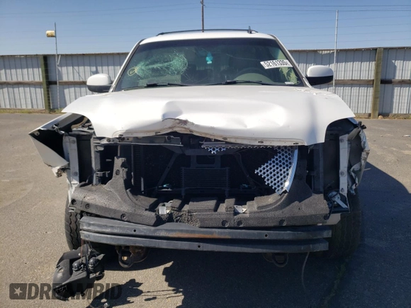 2007 GMC Yukon XL SLT z VIN 1GKFK16327J355384, wystawiony jako Copart lot #52161335 z przebiegiem 127 368 mil mil oraz Szkoda całkowita • Salvage title. Historia ofert i sprzedaży dostępna na DreamBid. Obrazek 5.