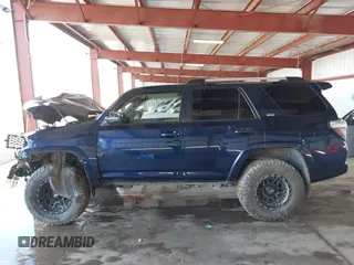 2021 Toyota 4Runner SR5 with VIN JTEMU5JR3M5893415, listed as a IAAI auction lot 41531818 with 82,226 mi miles and . Bid and sale history available at DreamBid. Image 15.
