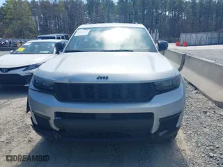2024 Jeep Grand Cherokee L Altitude with VIN 1C4RJKAG6R8548904, listed as a IAAI auction lot 41867041 with 32,210 mi miles. Bid and sale history available at carsss.com. Image 12.